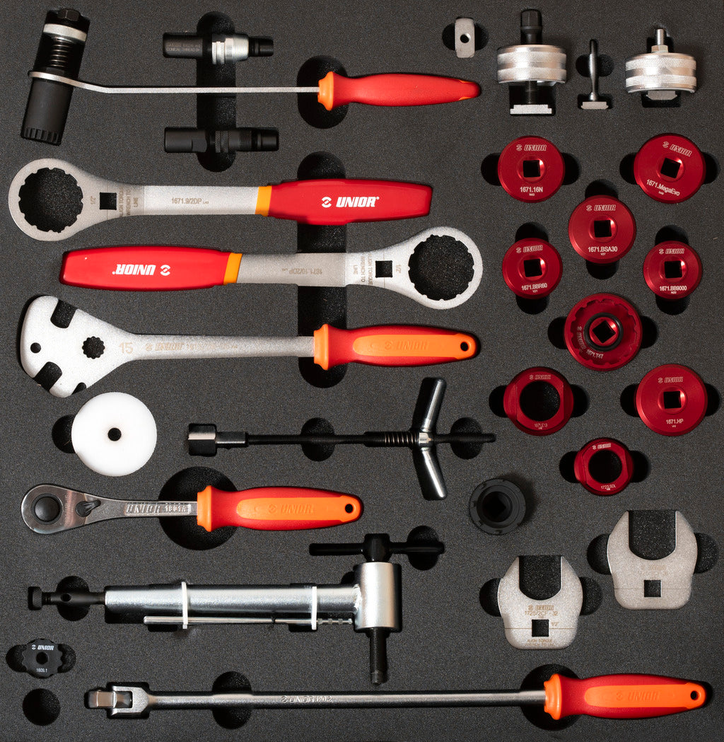 UNIOR TOOLS IN TRAY 2 2600A AND 2600C BB/CRANK
