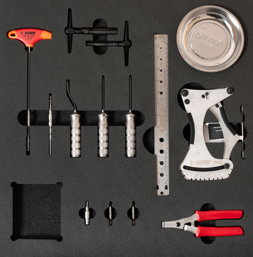 UNIOR TOOLS IN TRAY 1 2600C WHEEL BUILDING