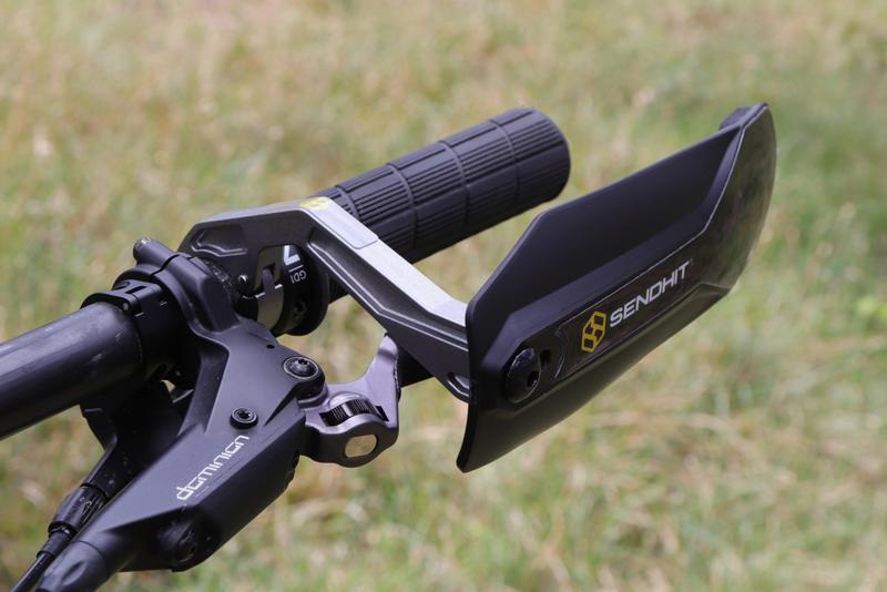 Sendhit Nock V2 MTB Handguards, Black Guards, Grey Brackets