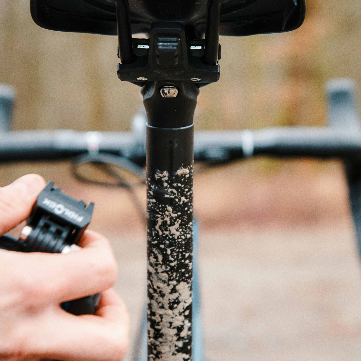 Fidlock Accessories Pinclip Saddle Bag M With Mount And Saddle Base