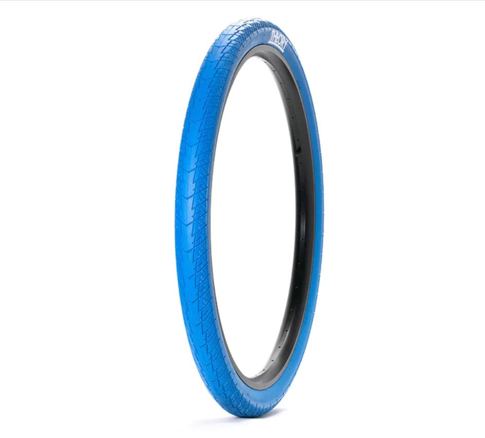 MERRITT THEORY METHOD TIRE 26 X 2.35 BLUE